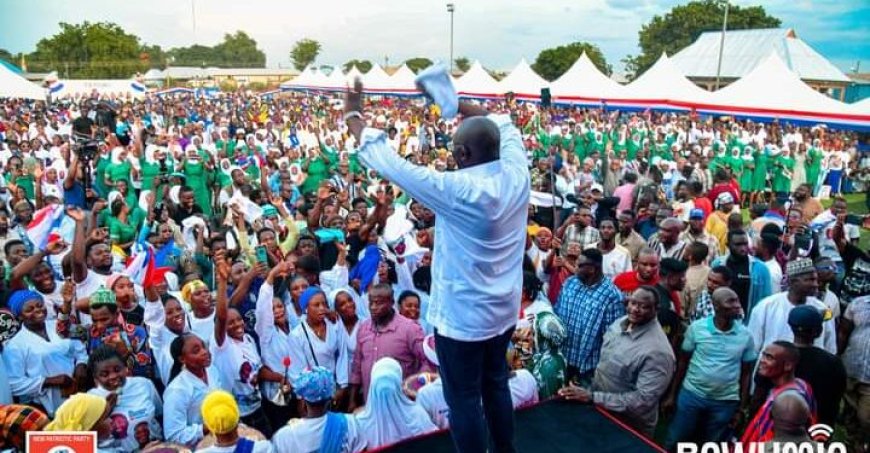 Bawumia Promises Nursing College and Road Projects for Nkwanta North